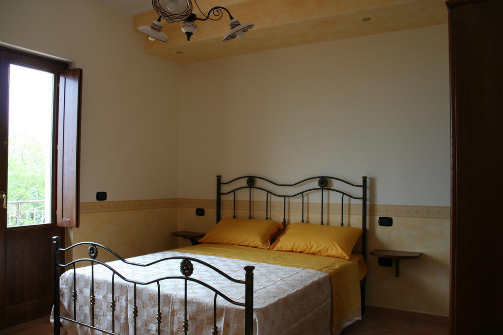 Residence Villa Rosi Laureana Cilento Pokoj fotografie